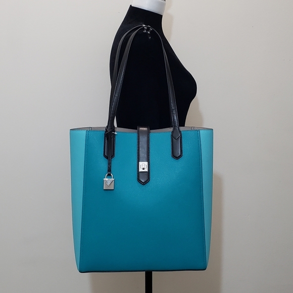 NWT! MICHAEL KORS CASSIE COLORBLOCK LEATHER TOTE - Picture 4 of 14
